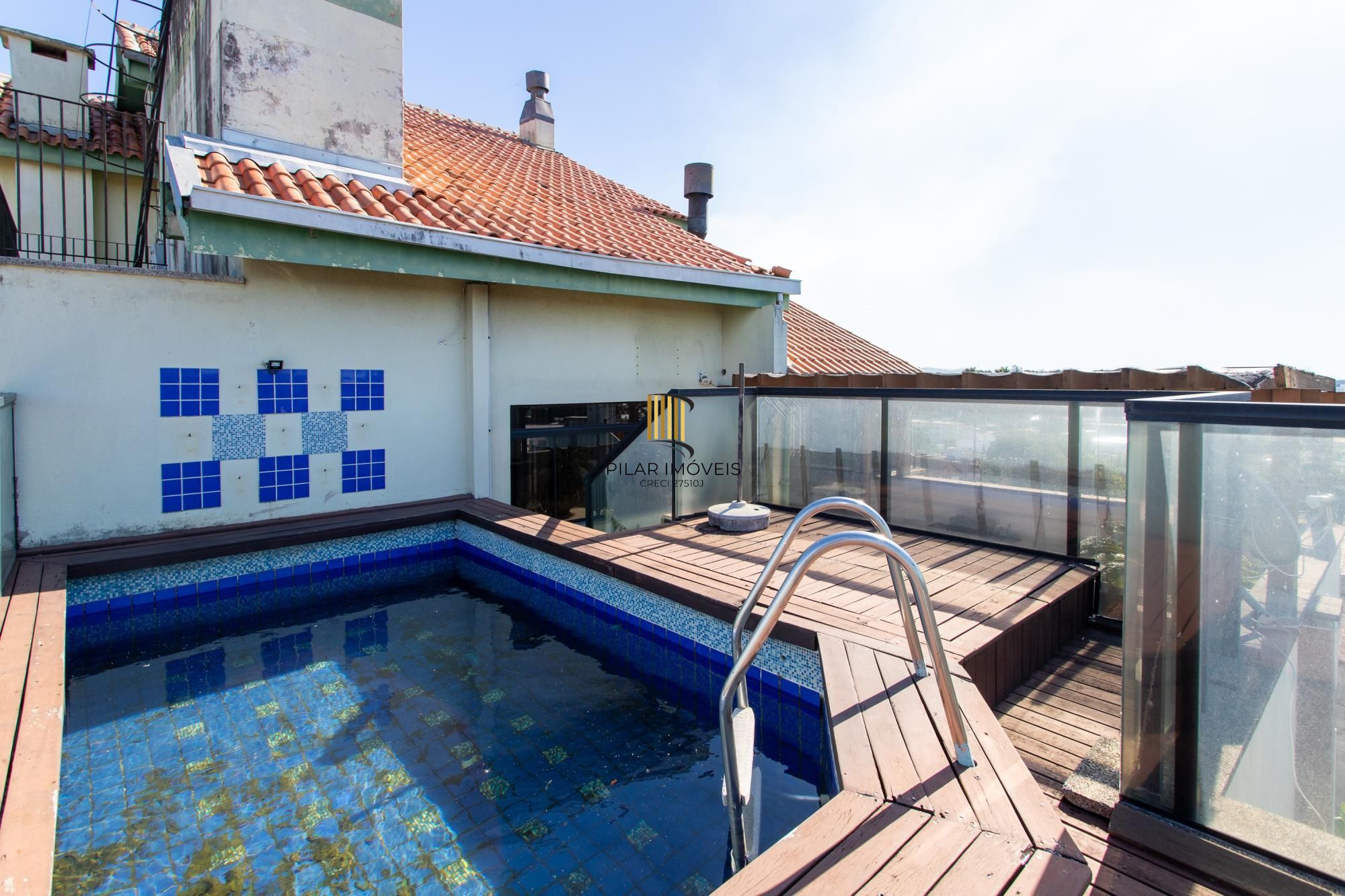Cobertura Duplex com elevador, 4 dormitórios, 2 vagas - Teresópolis