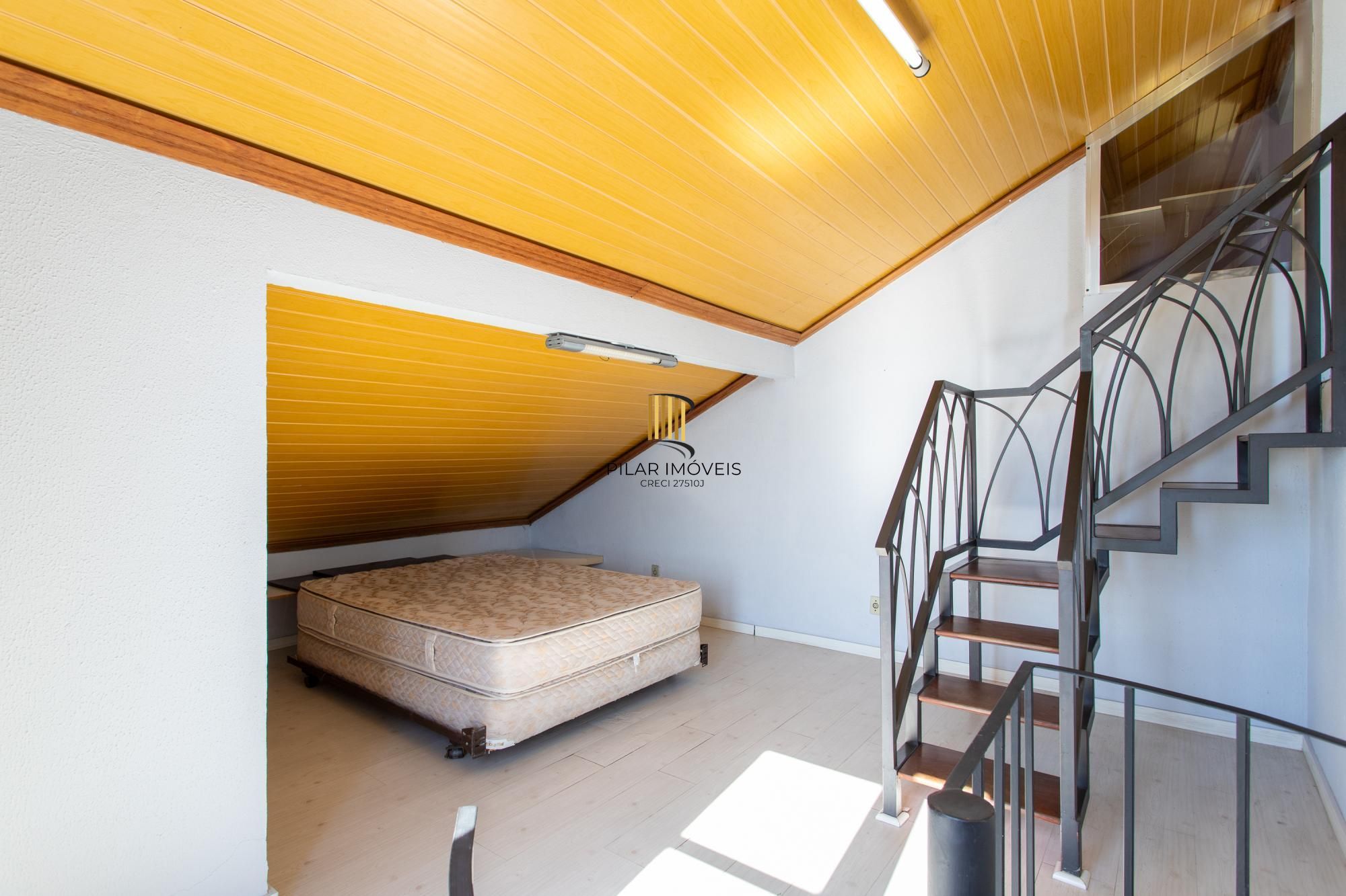 Cobertura Duplex com elevador, 4 dormitórios, 2 vagas - Teresópolis