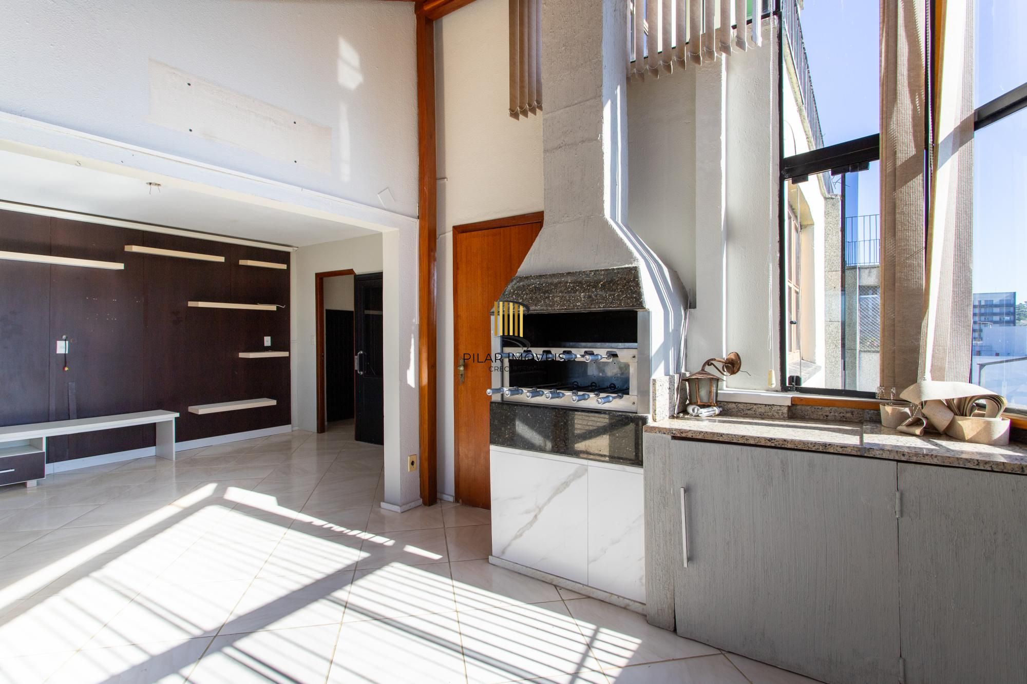 Cobertura Duplex com elevador, 4 dormitórios, 2 vagas - Teresópolis