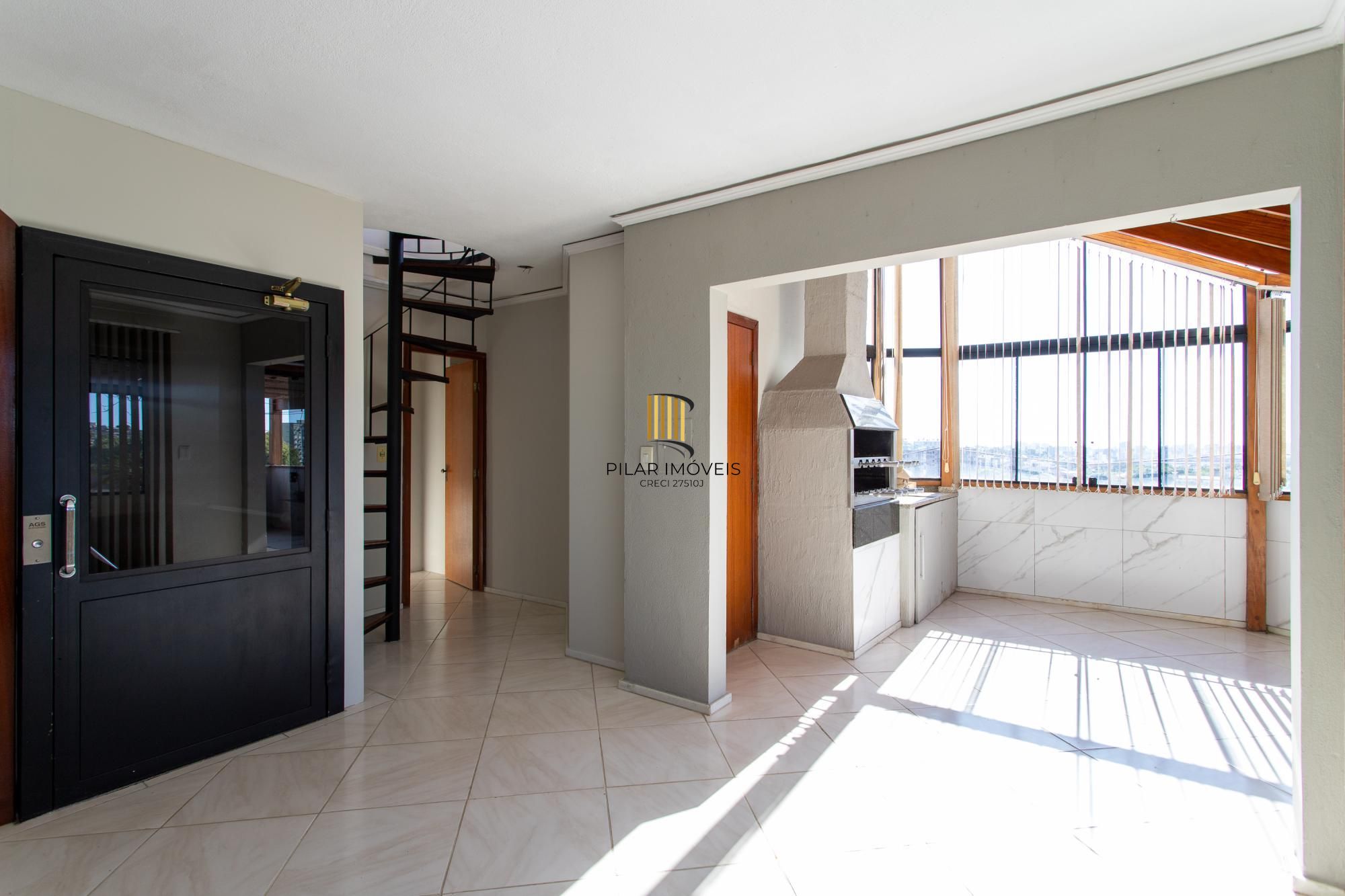 Cobertura Duplex com elevador, 4 dormitórios, 2 vagas - Teresópolis