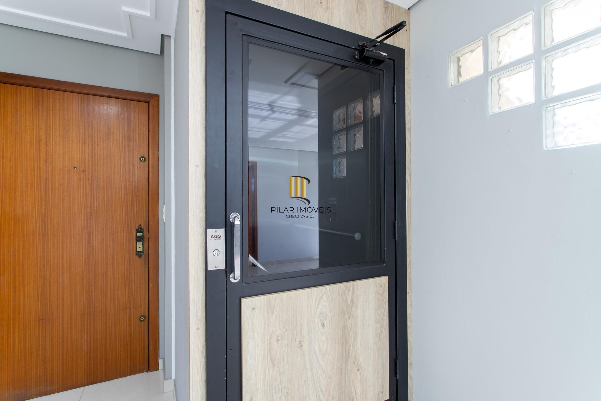 Cobertura Duplex com elevador, 4 dormitórios, 2 vagas - Teresópolis