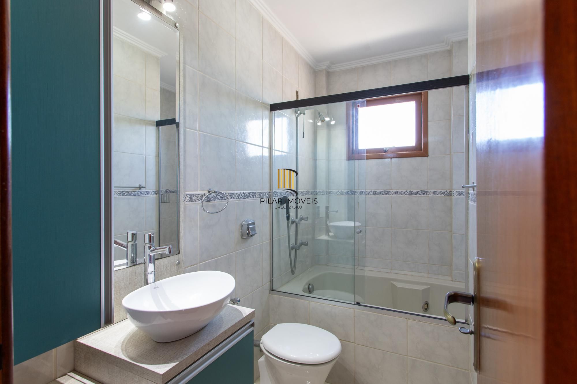 Cobertura Duplex com elevador, 4 dormitórios, 2 vagas - Teresópolis