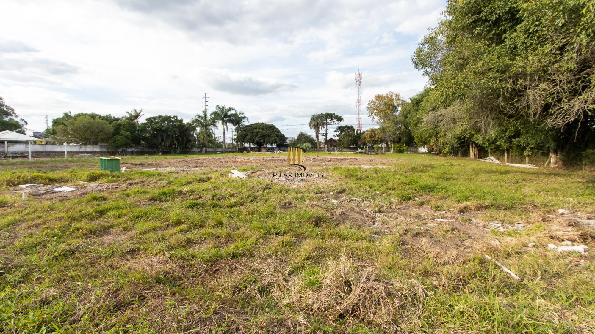 Terreno no bairro Chapéu do Sol