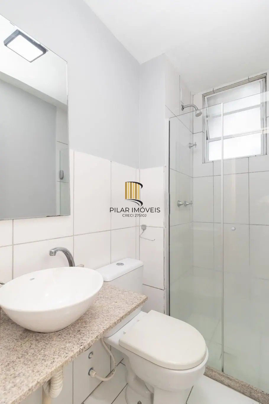 APARTAMENTO MOBILIADO PARA VENDA EM CONDOMÍNIO FECHADO NO BAIRRO GLÓRIA - 44M² ÁREA PRIVATIVA - PISO LAMINADO - 02 QUARTOS - 01 VAGA