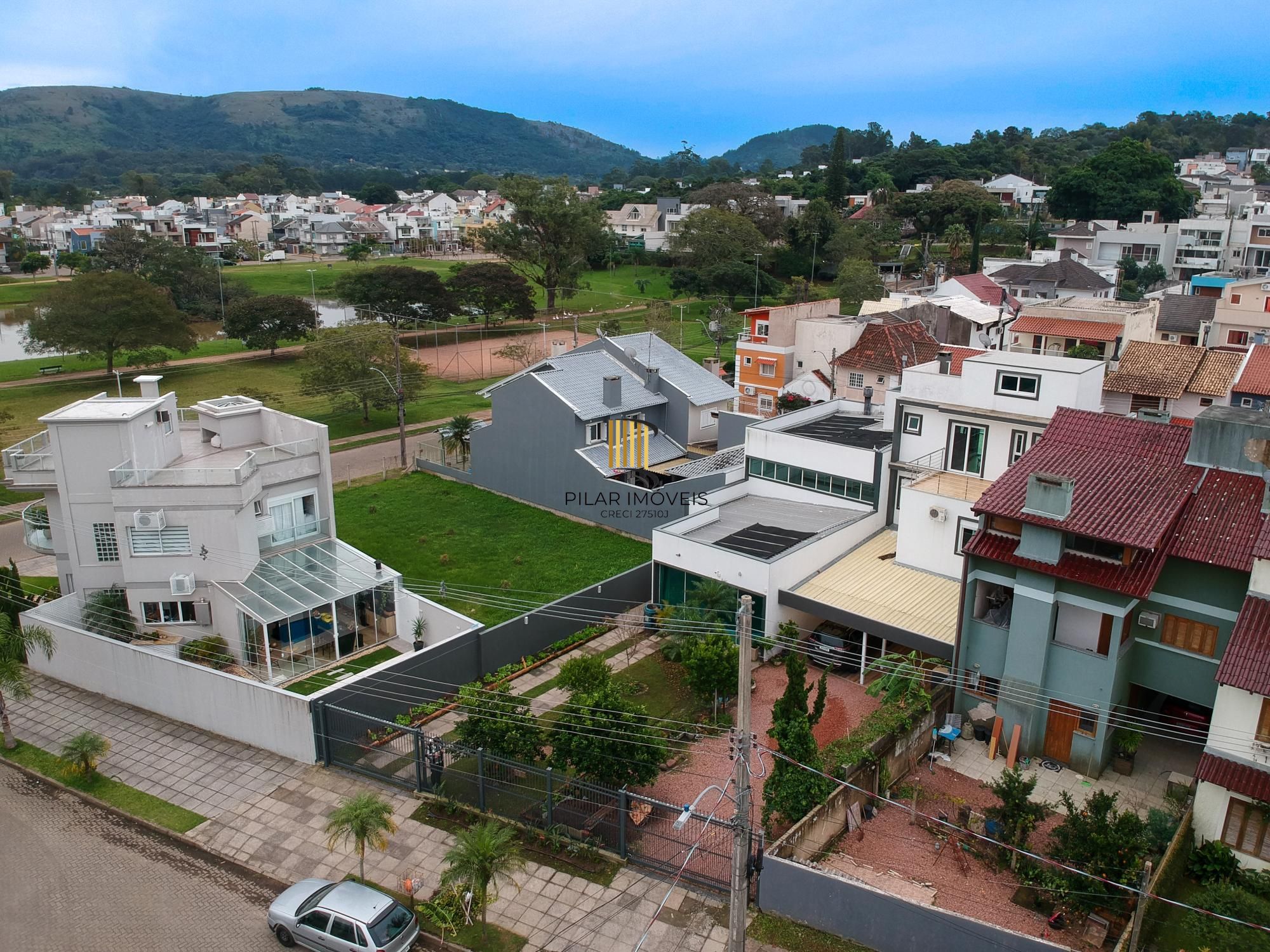 Casa no Lagos de Nova Ipanema com Elevador