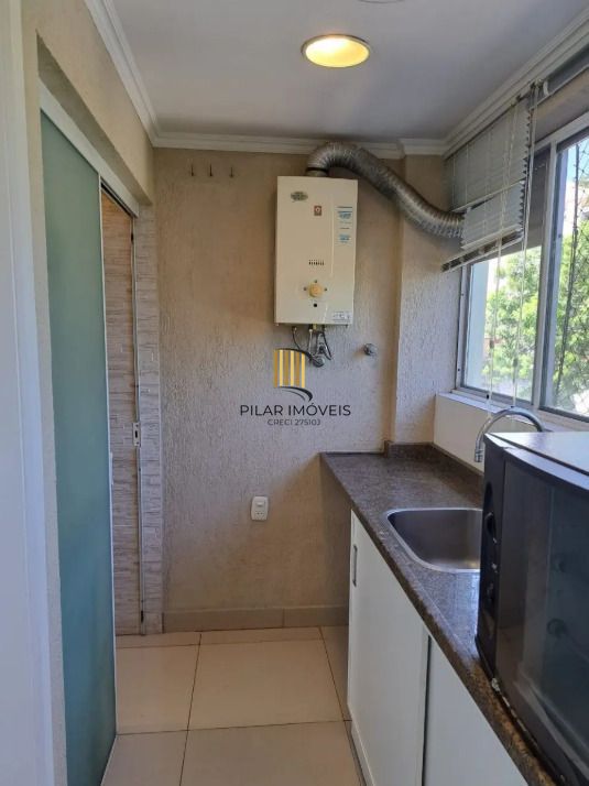 Apartamento semi mobiliado 3 dormitórios (1 suíte) - 2 vagas - 97m²