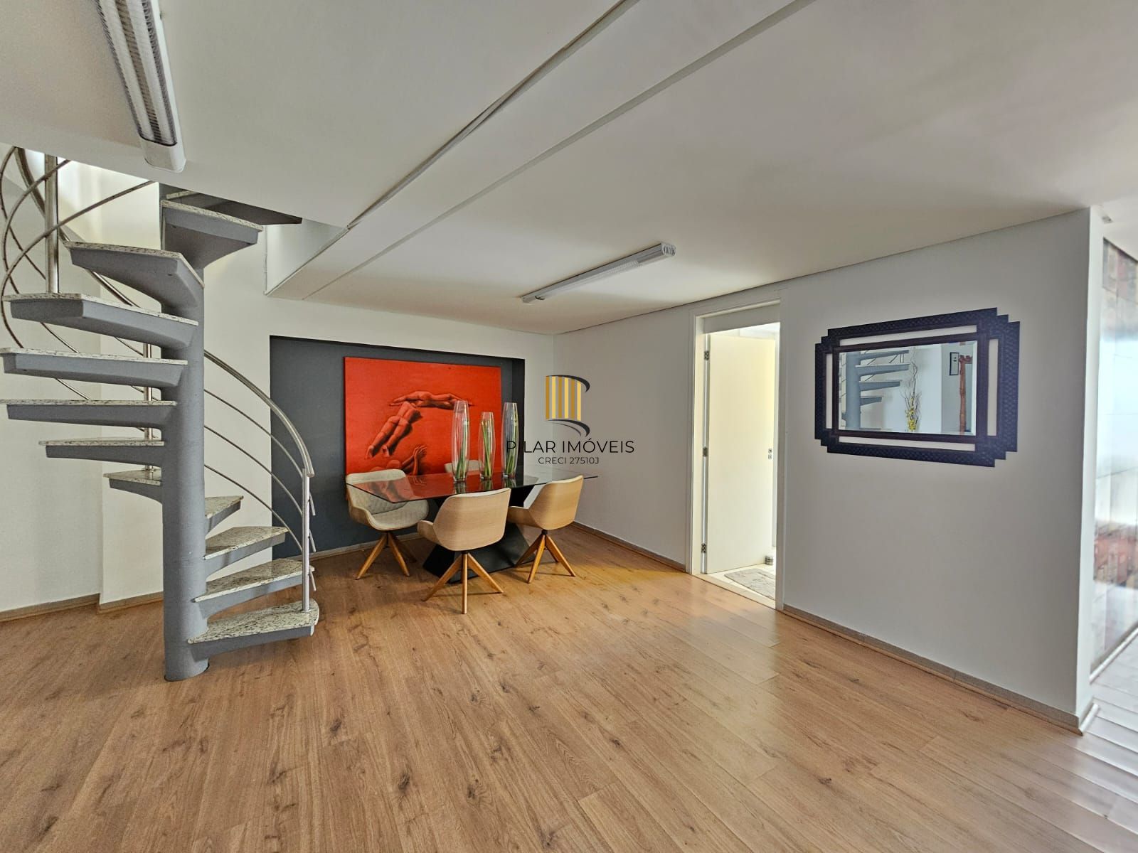 Casa mobiliada e decorada em Condomínio fechado