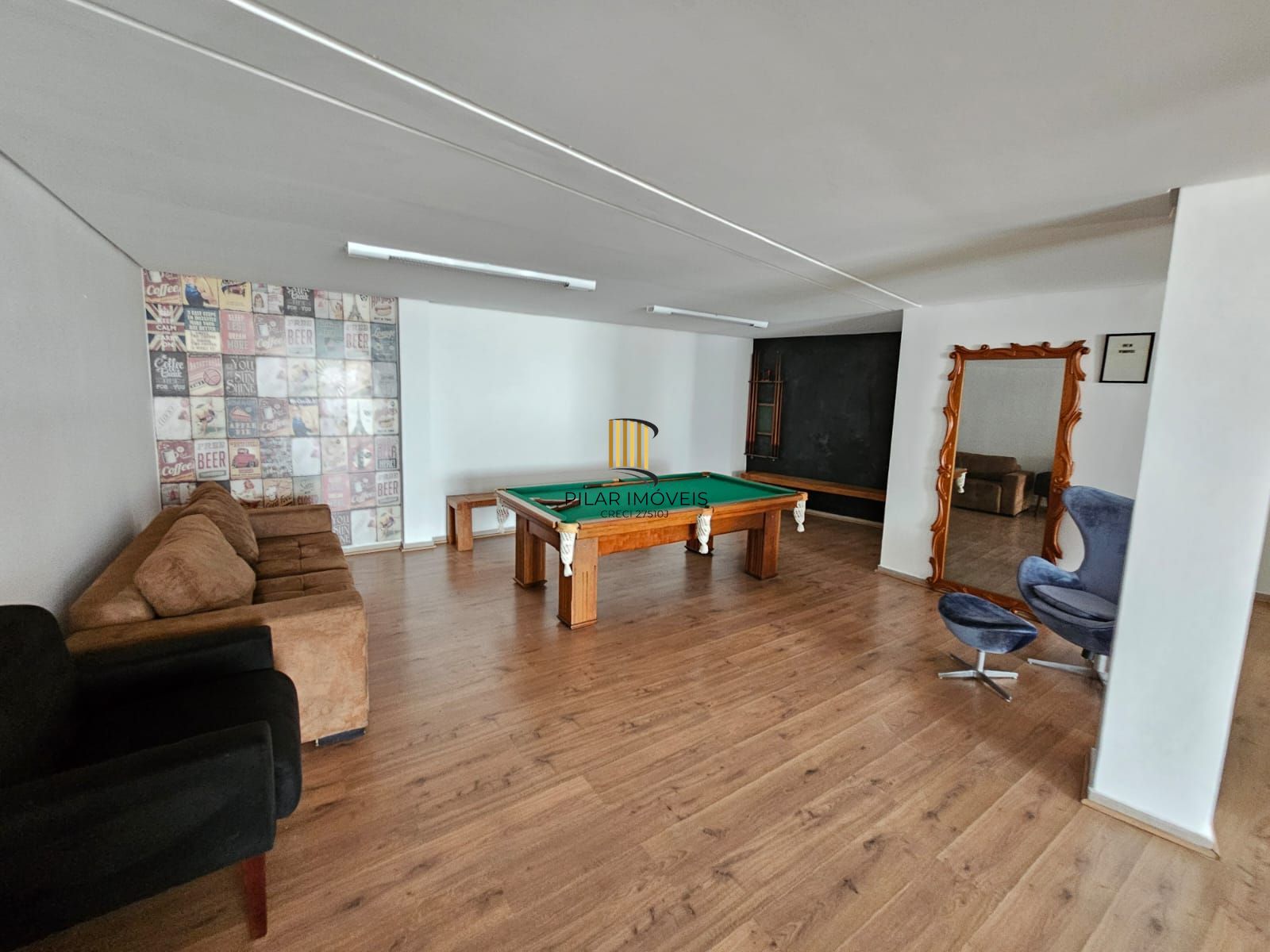 Casa mobiliada e decorada em Condomínio fechado