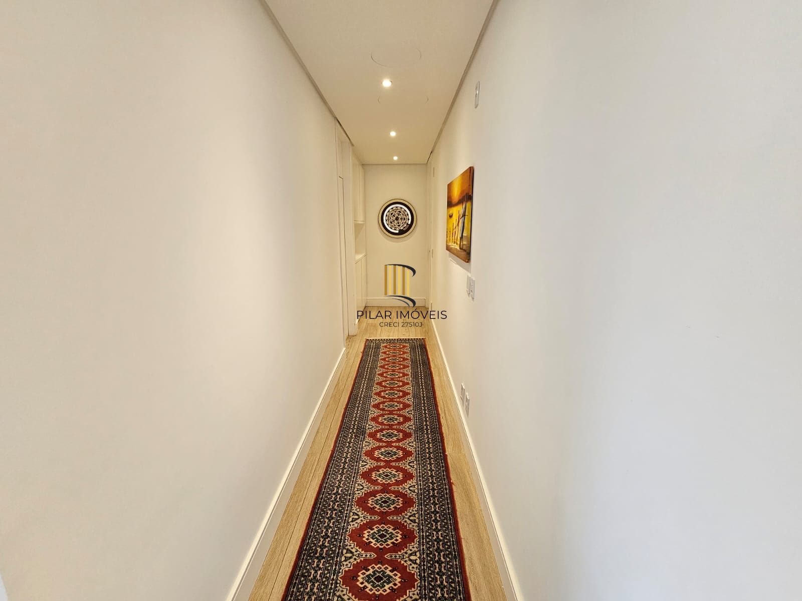 Casa mobiliada e decorada em Condomínio fechado