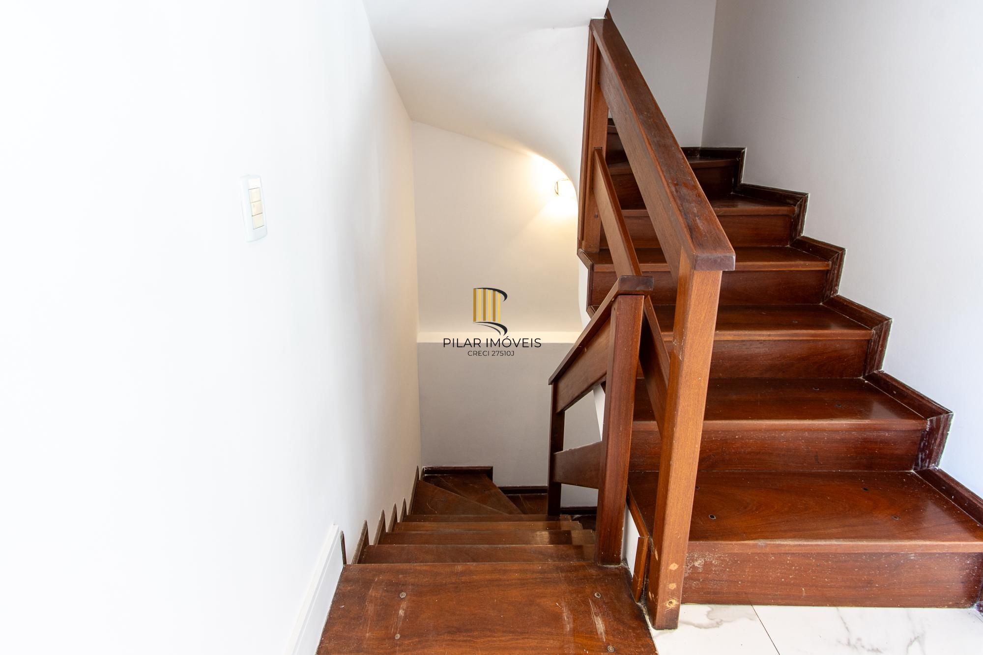 Casa com 4 dormitórios no Espírito santo