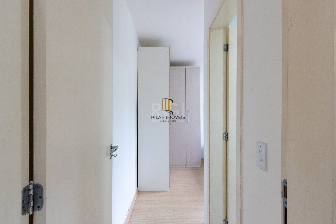 Apartamento com 03 dormitórios com infraestrutura completa semi mobiliado