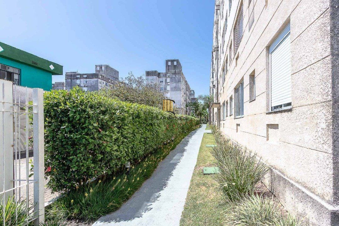 Apartamento com 03 dormitórios com infraestrutura completa semi mobiliado