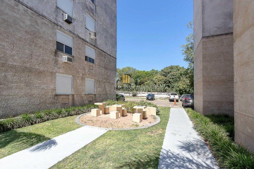 Apartamento com 03 dormitórios com infraestrutura completa semi mobiliado