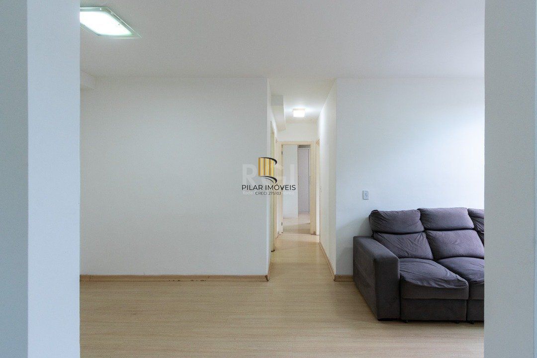 Apartamento com 03 dormitórios com infraestrutura completa semi mobiliado