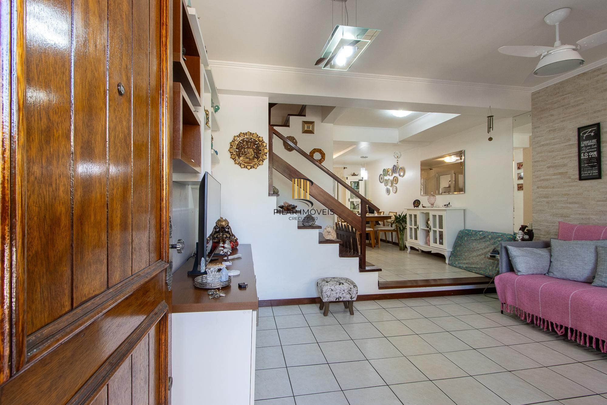 Casa para Venda - 110.14m², 2 dormitórios, sendo 1 suites, 2 vagas - Hípica