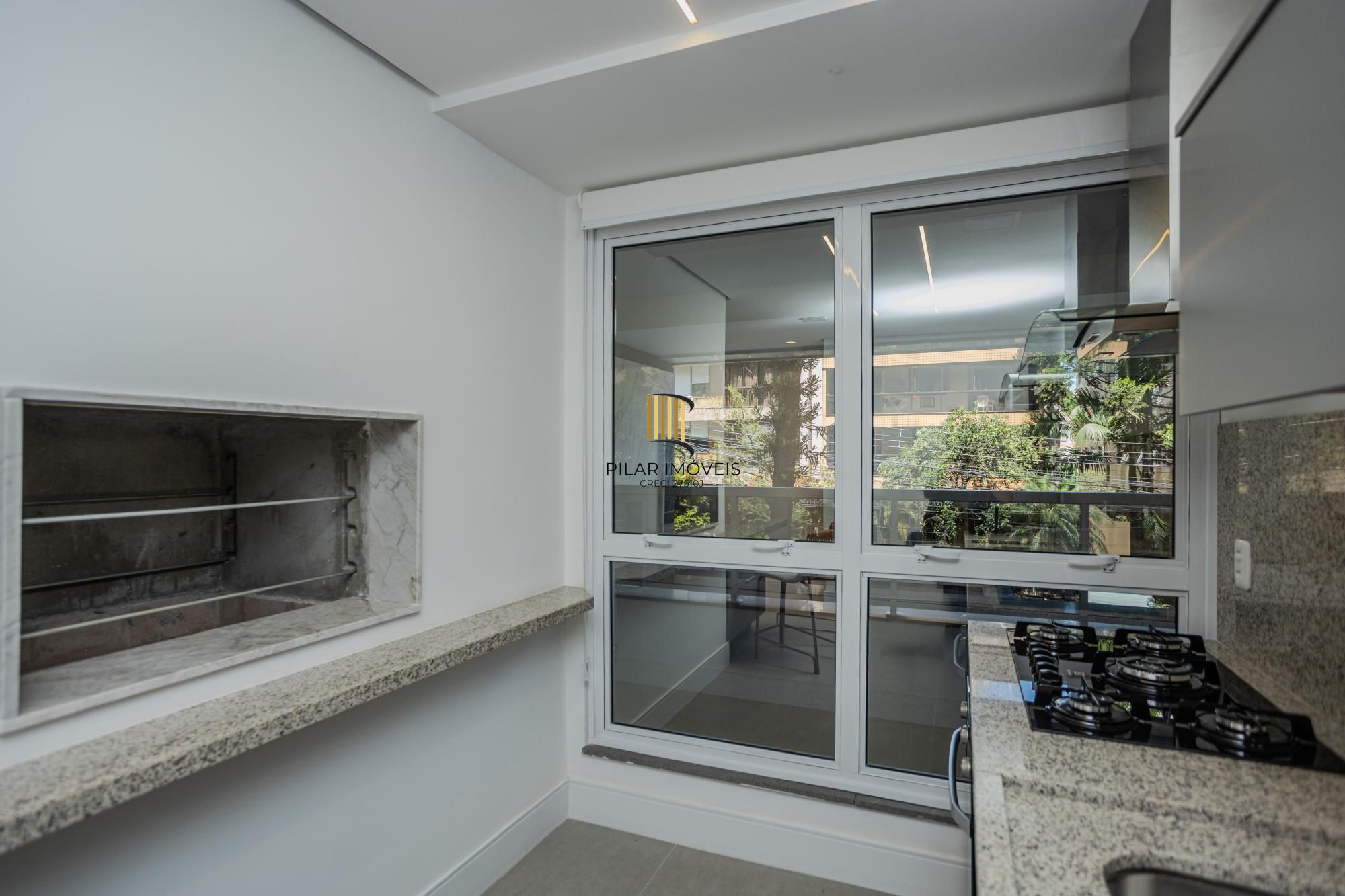 Apartamento no bairro Auxiliadora, com 03 suítes, 112m² privativos e 02 vagas de garagem!!