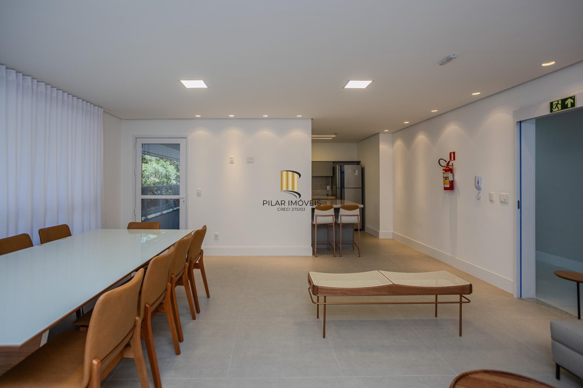Apartamento no bairro Auxiliadora, com 03 suítes, 112m² privativos e 02 vagas de garagem!!