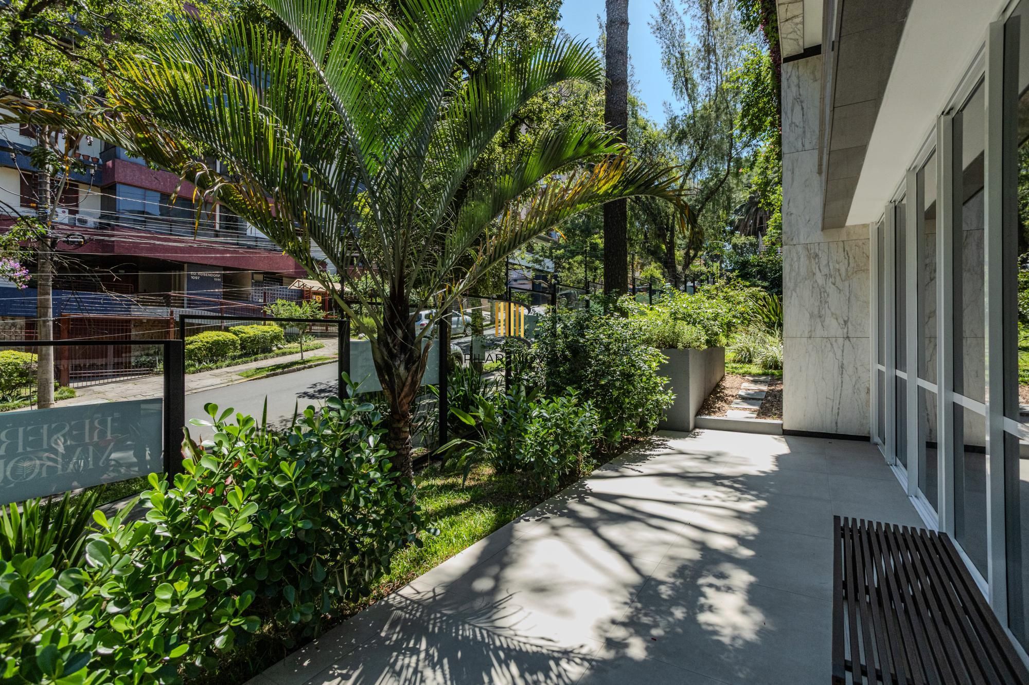 Apartamento no bairro Auxiliadora, com 03 suítes, 112m² privativos e 02 vagas de garagem!!