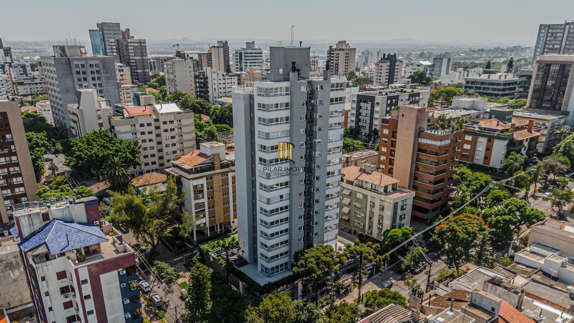 Apartamento no bairro Auxiliadora, com 03 suítes, 112m² privativos e 02 vagas de garagem!!