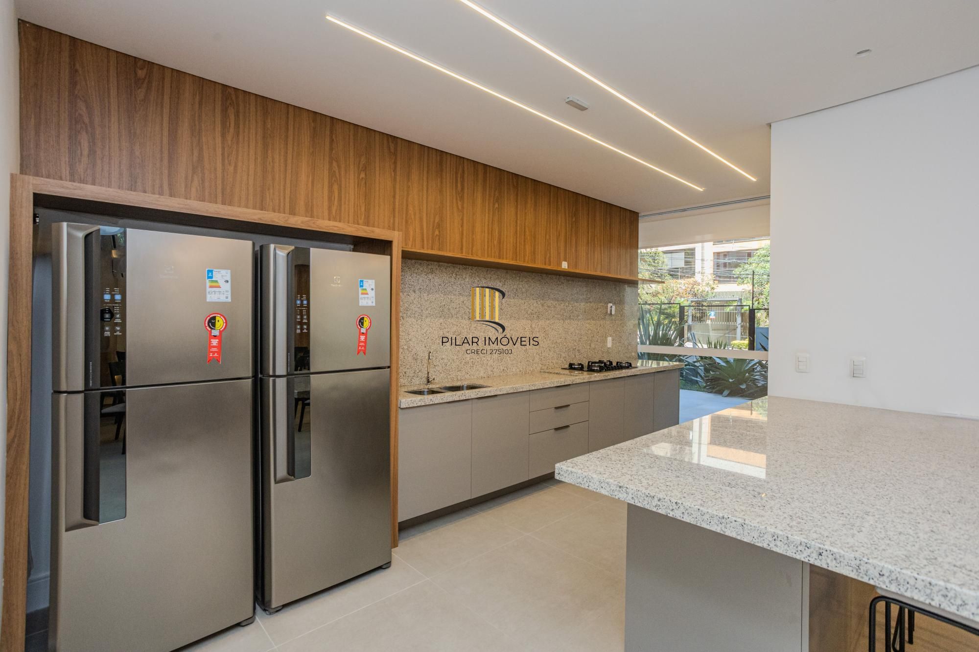Apartamento no bairro Auxiliadora, com 03 suítes, 112m² privativos e 02 vagas de garagem!!