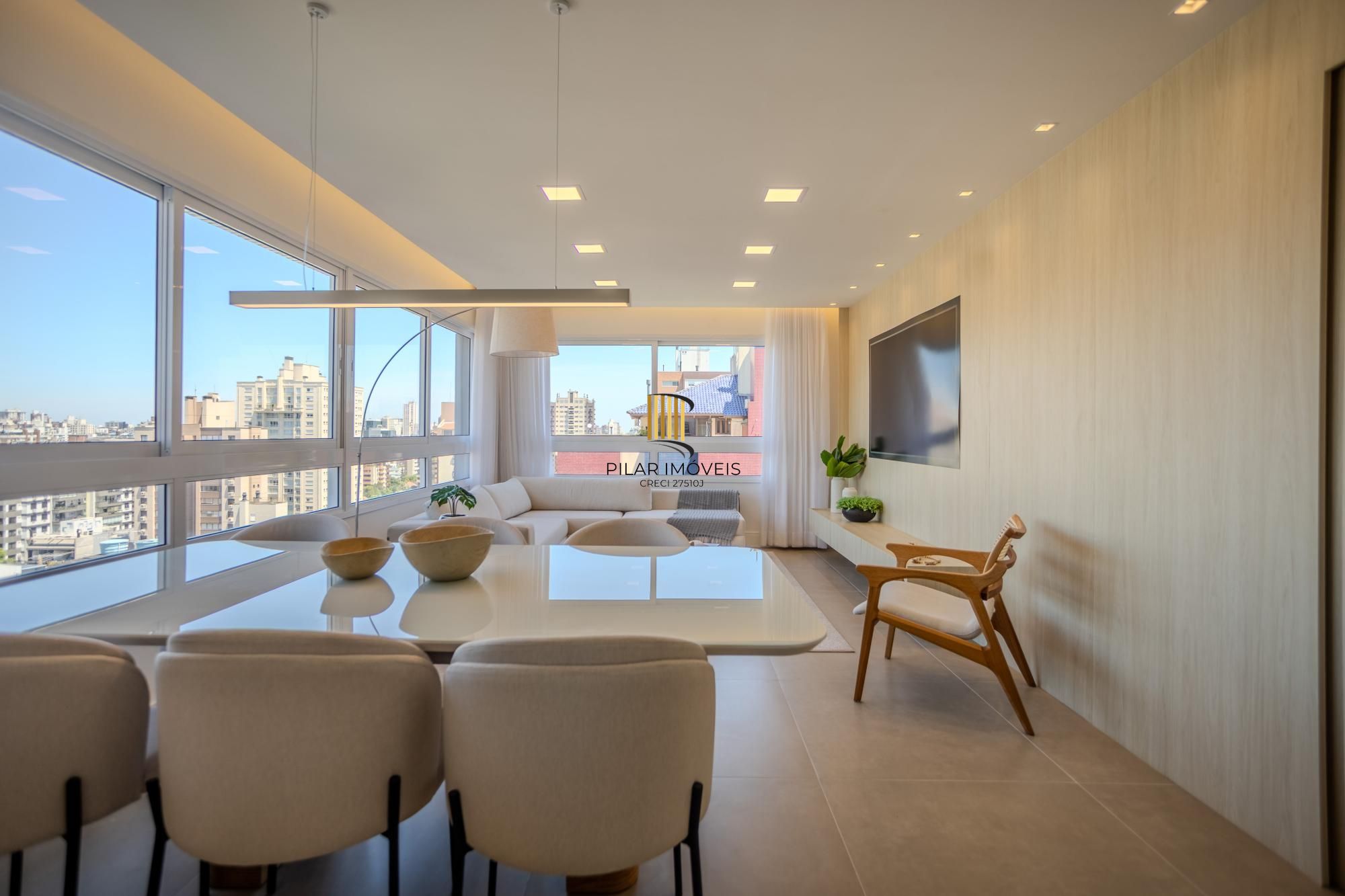 Apartamento no bairro Auxiliadora, com 03 suítes, 112m² privativos e 02 vagas de garagem!!