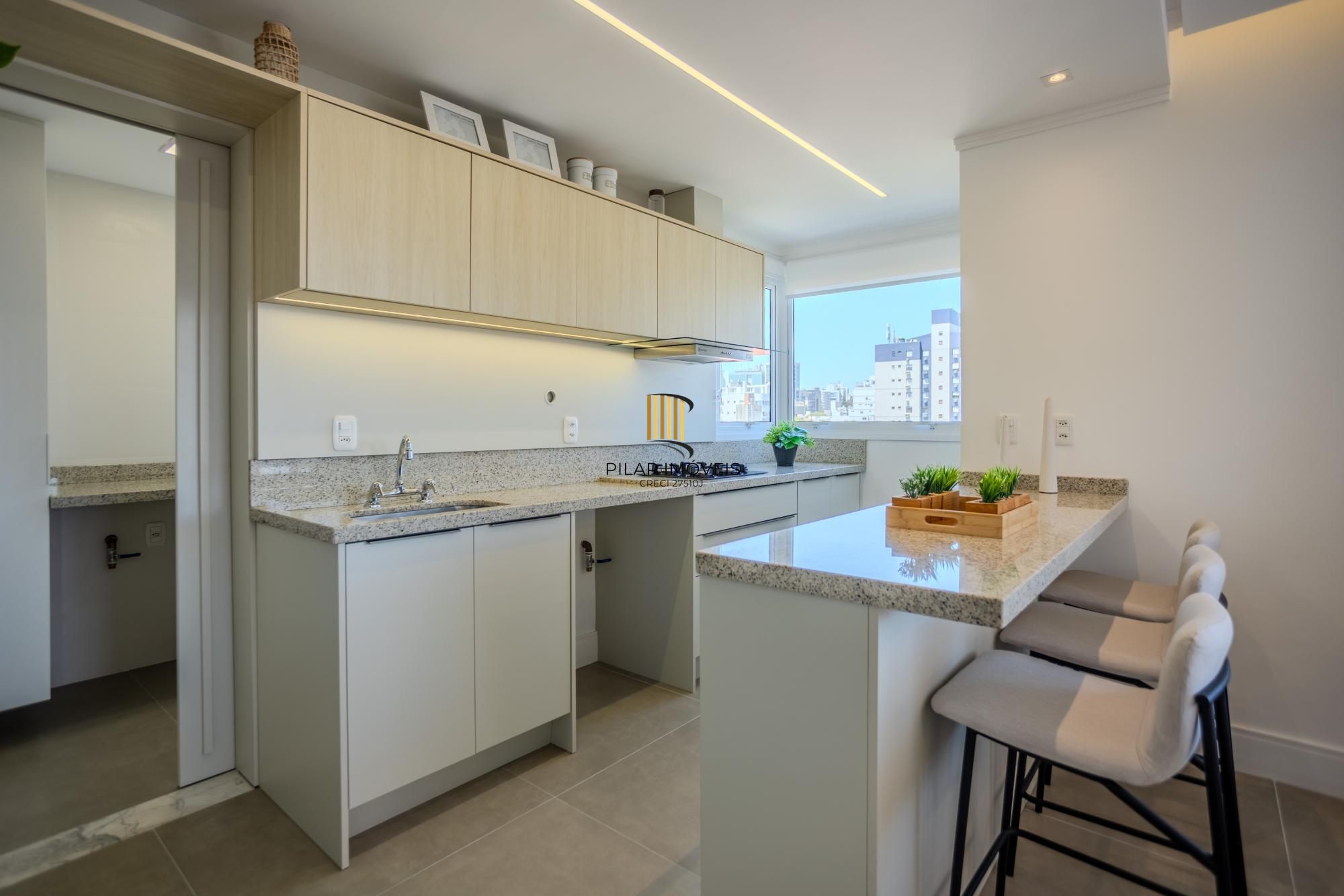 Apartamento no bairro Auxiliadora, com 03 suítes, 112m² privativos e 02 vagas de garagem!!