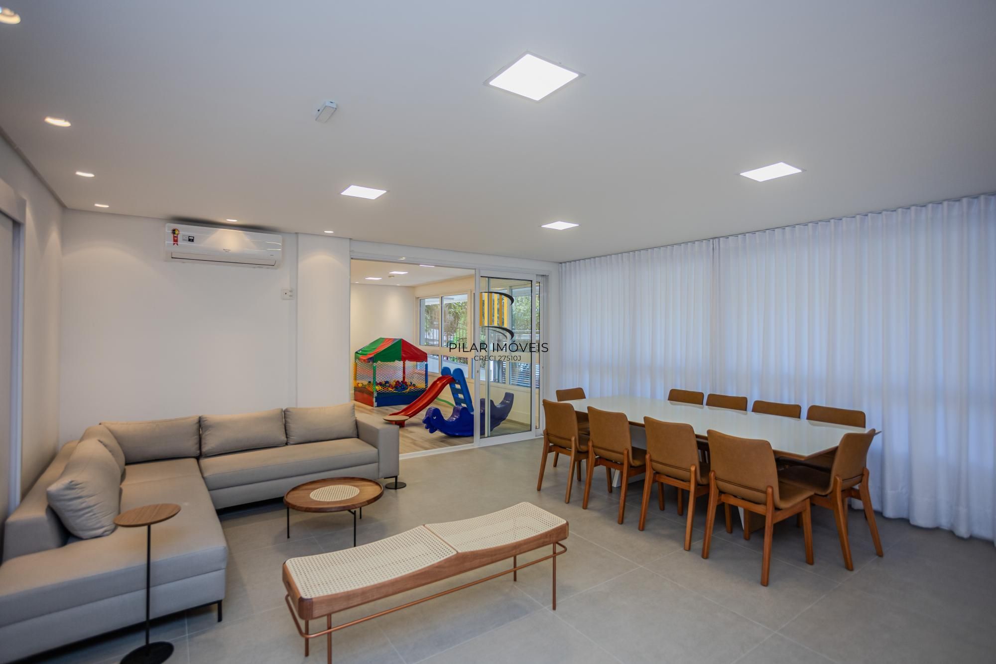 Apartamento no bairro Auxiliadora, com 03 suítes, 112m² privativos e 02 vagas de garagem!!