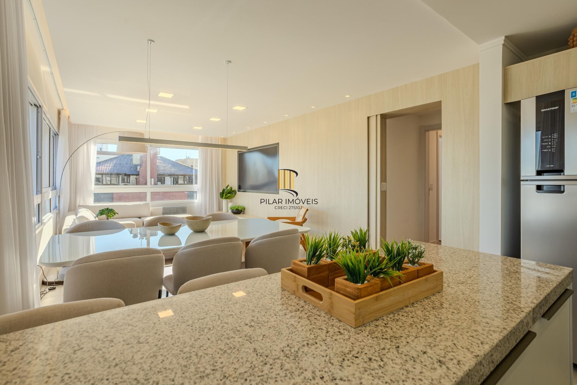 Apartamento no bairro Auxiliadora, com 03 suítes, 112m² privativos e 02 vagas de garagem!!