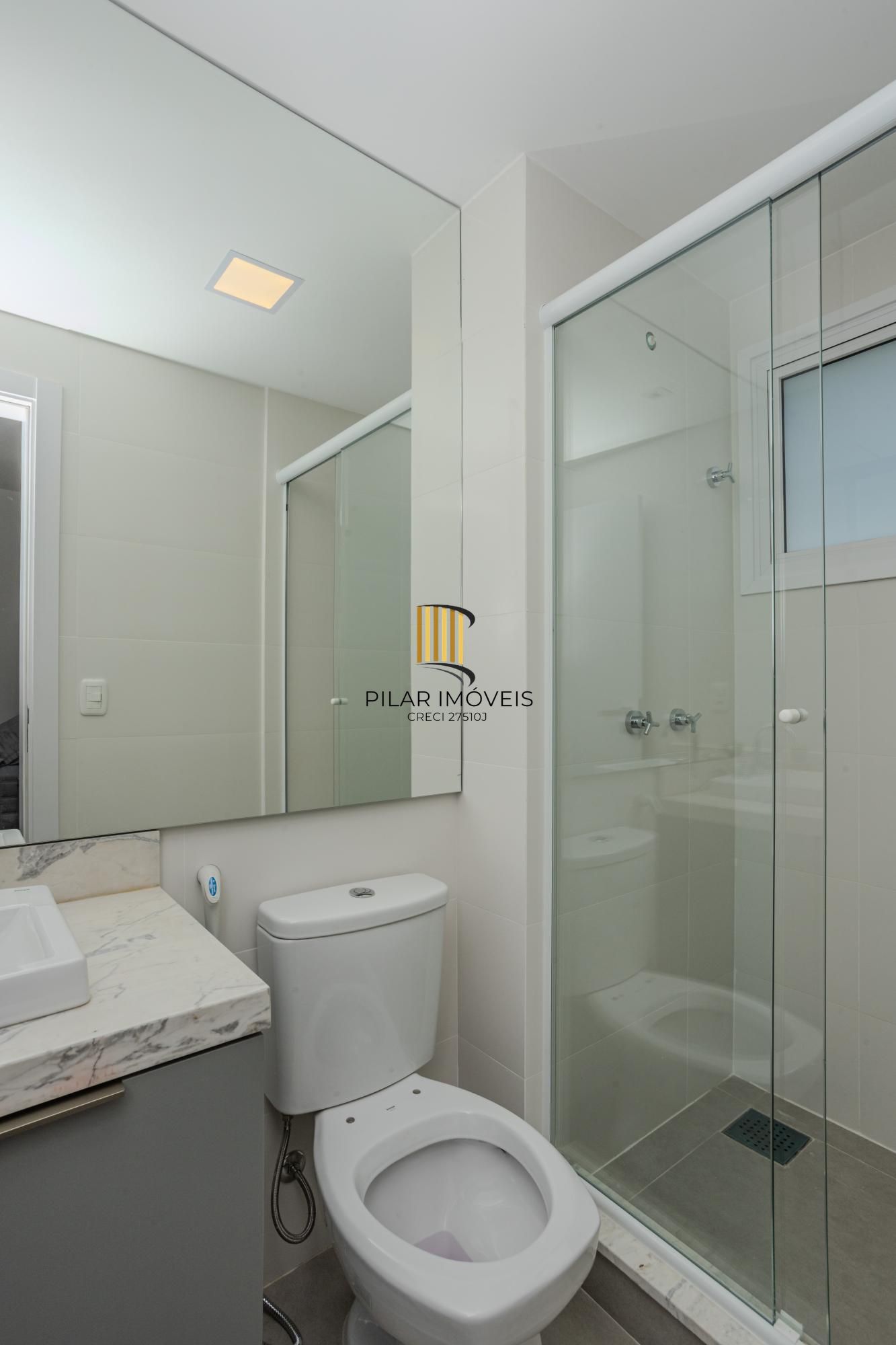 Apartamento no bairro Auxiliadora, com 03 suítes, 112m² privativos e 02 vagas de garagem!!