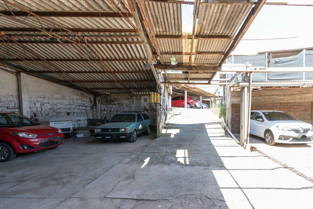 Casa Comercial para Venda - 112m², 3 dormitórios, 2 vagas - Medianeira