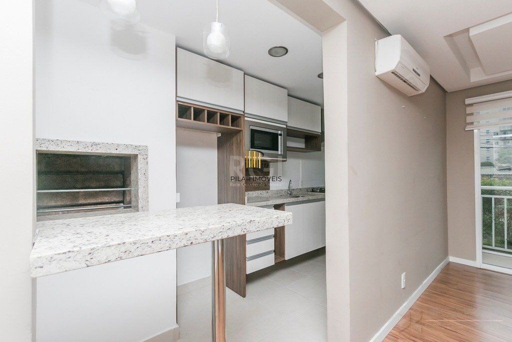 Apartamento para Venda - 72.01m², 3 dormitórios, sendo 1 suites, 1 vaga - Camaquã
