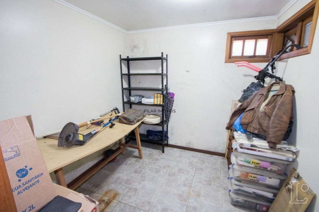 Sobrado à venda com  3 quartos, 1 suite, 4 vagas de garagem - Vila Conceição