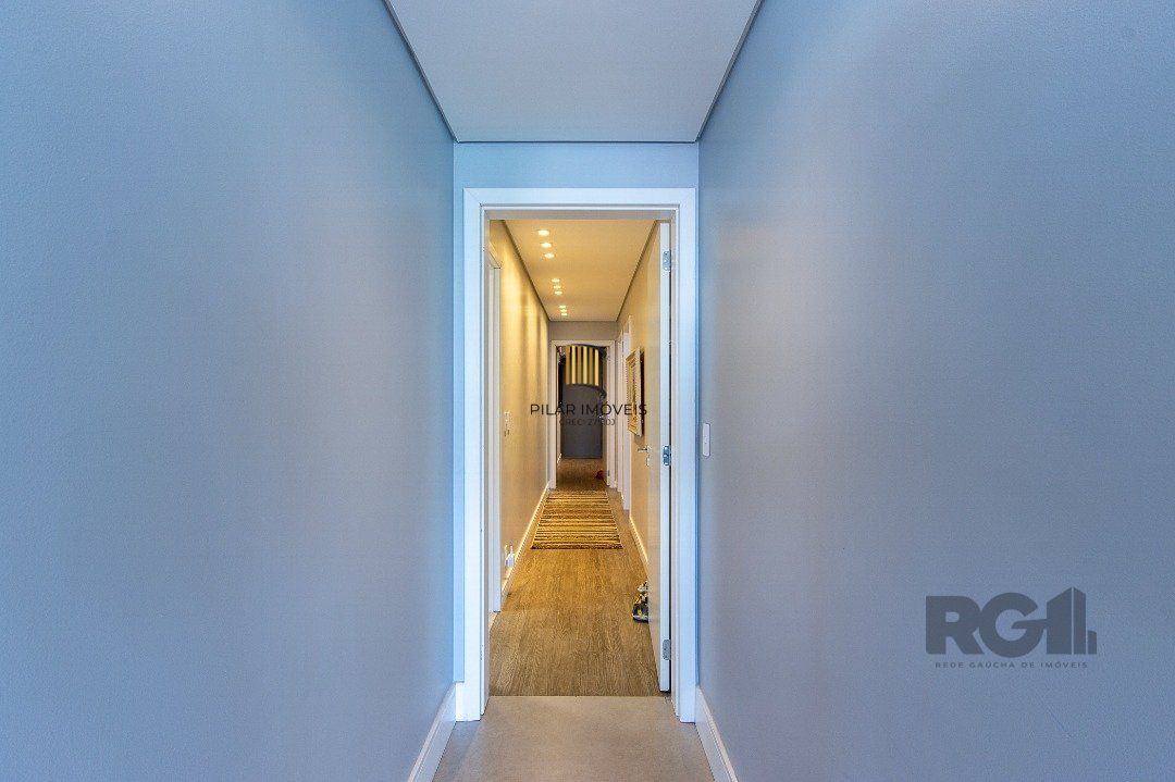 Apartamento 3 dormitórios no bairro Menino Deus