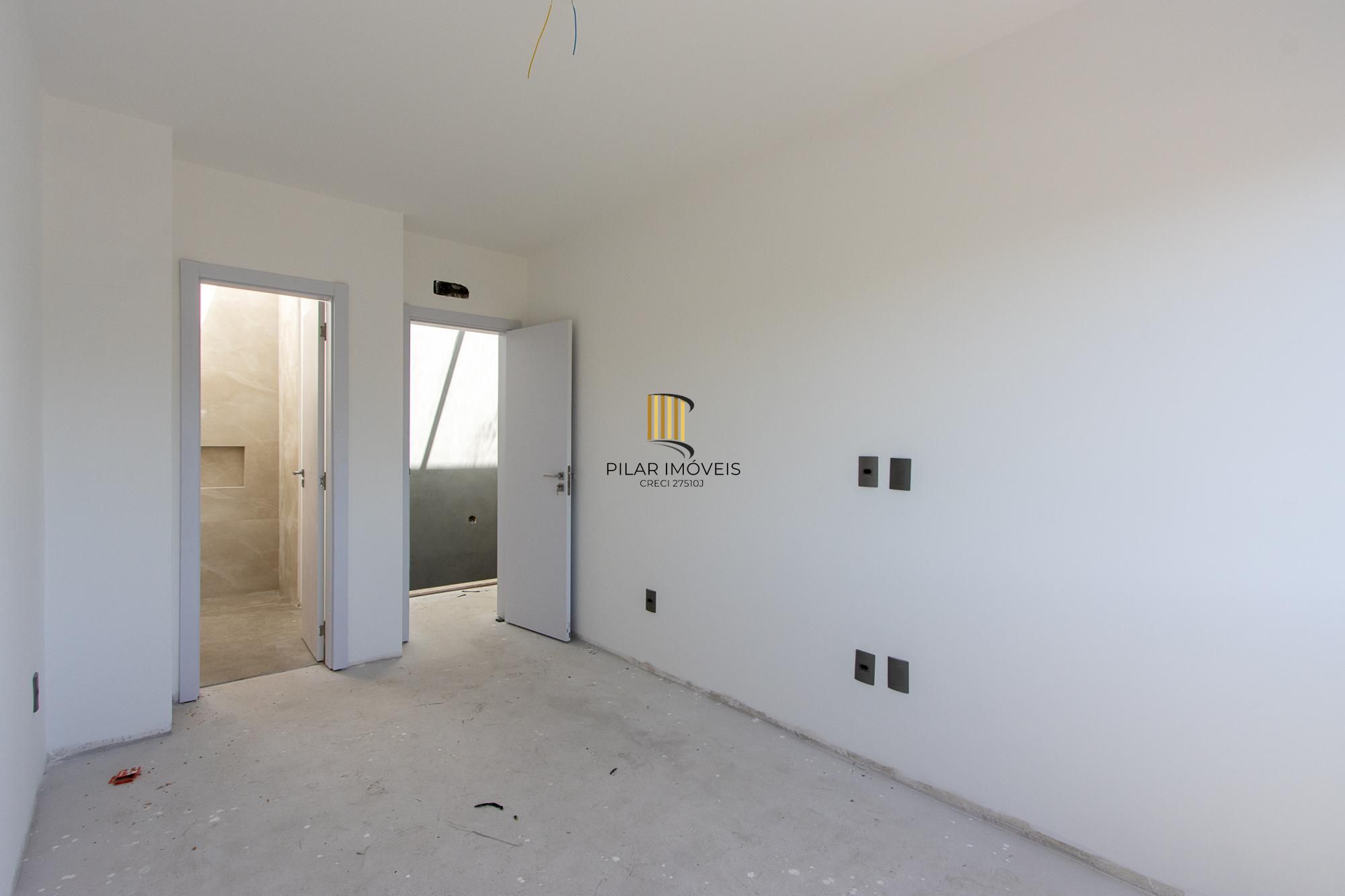 Casa em condomínio com conforto e exclusividade no bairro Tristeza