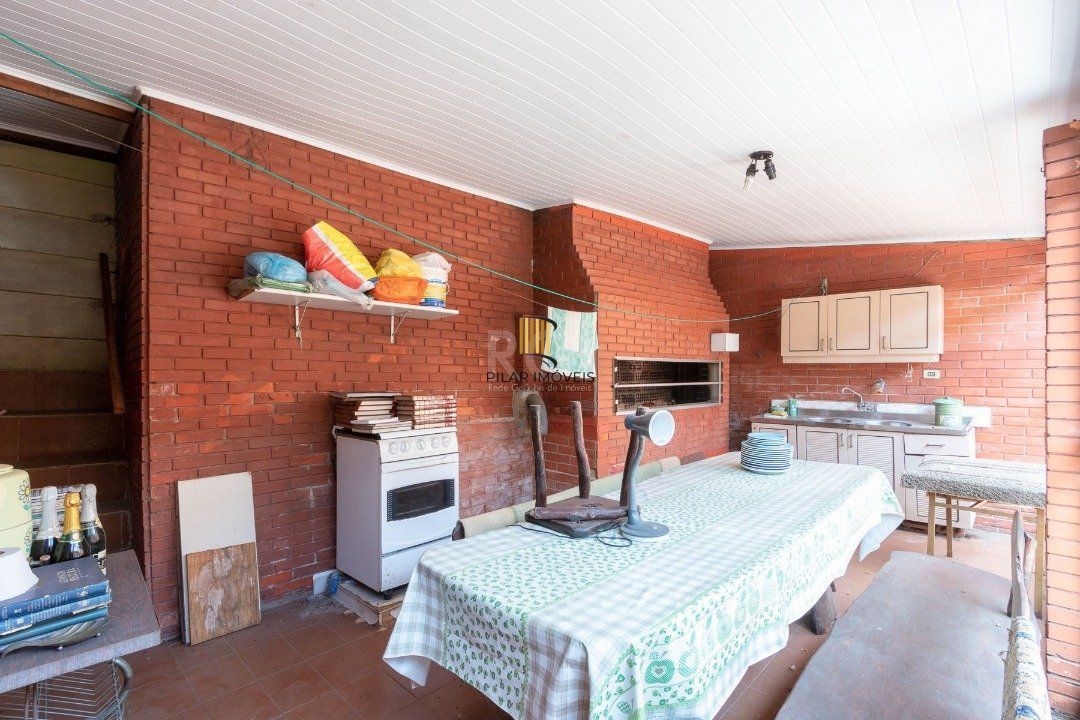 Casa para Venda - 118m², 2 dormitórios, 2 vagas - Medianeira
