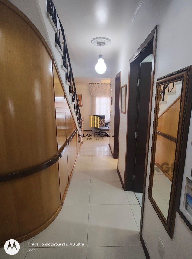 Casa 4 dormitórios no bairro Cavalhada