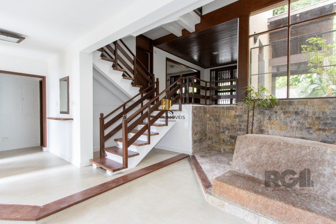 Casa de 3 dormitórios no Jardim Isabel com vista para o Guaíba.