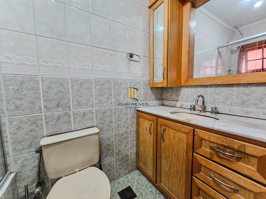 Casa em Condomínio 4 Dormitórios na Glória!!
