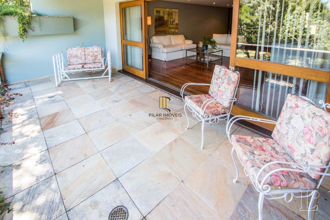 Casa para Venda - 427m², 4 dormitórios, sendo 1 suites, 4 vagas - Jardim Isabel