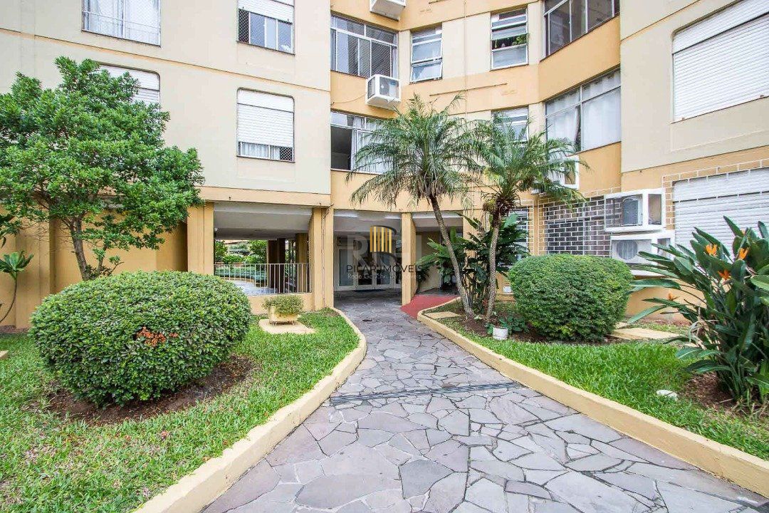 Apartamento de 1 dormitório, living, cozinha, área de serviço e banheiro social.