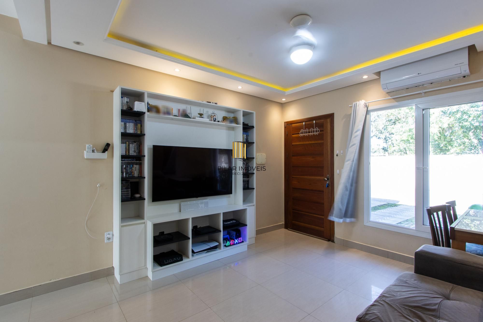 Casa em condomínio no bairro Aberta dos Morros