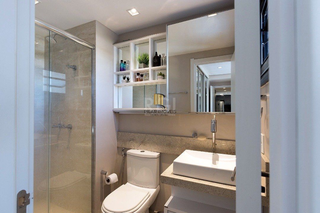 Apartamento | 2 Dormitórios | 1 Suíte | 1 Vaga | Bairro Cristal | Porteira Fechada