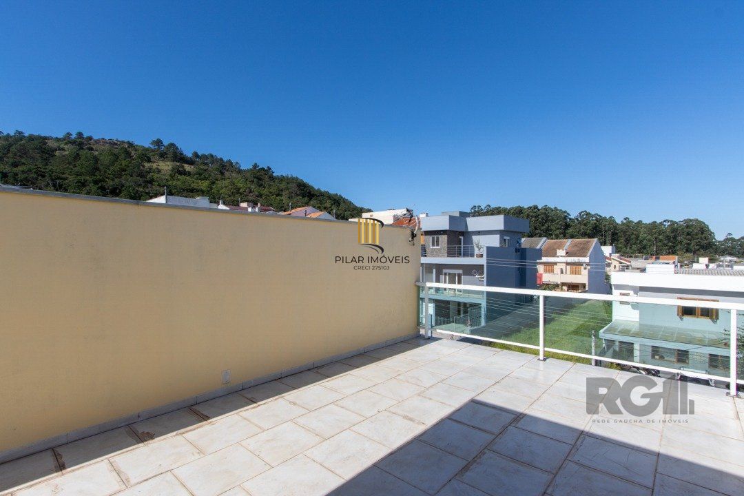 Casa para Venda - 204m², 3 quartos, 2 suites, 1 vaga - Caminhos do Sol - Guarujá