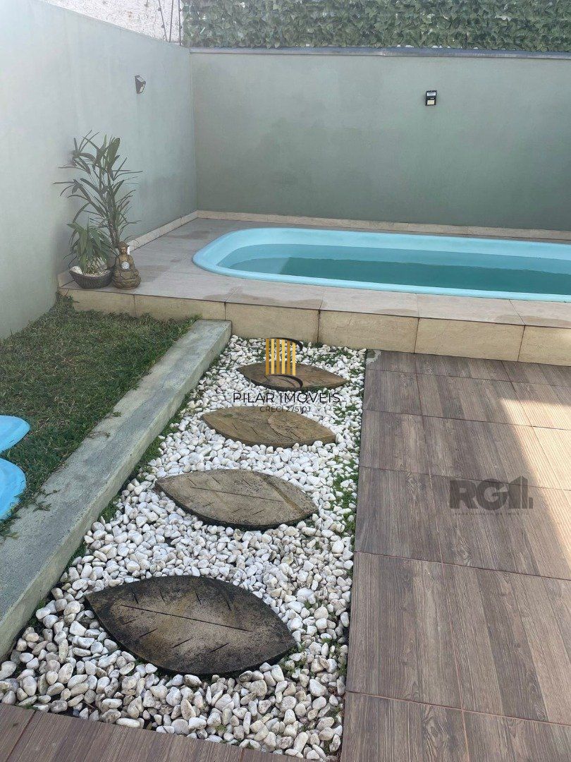 Casa 3 dormitórios no bairro Espírito Santo