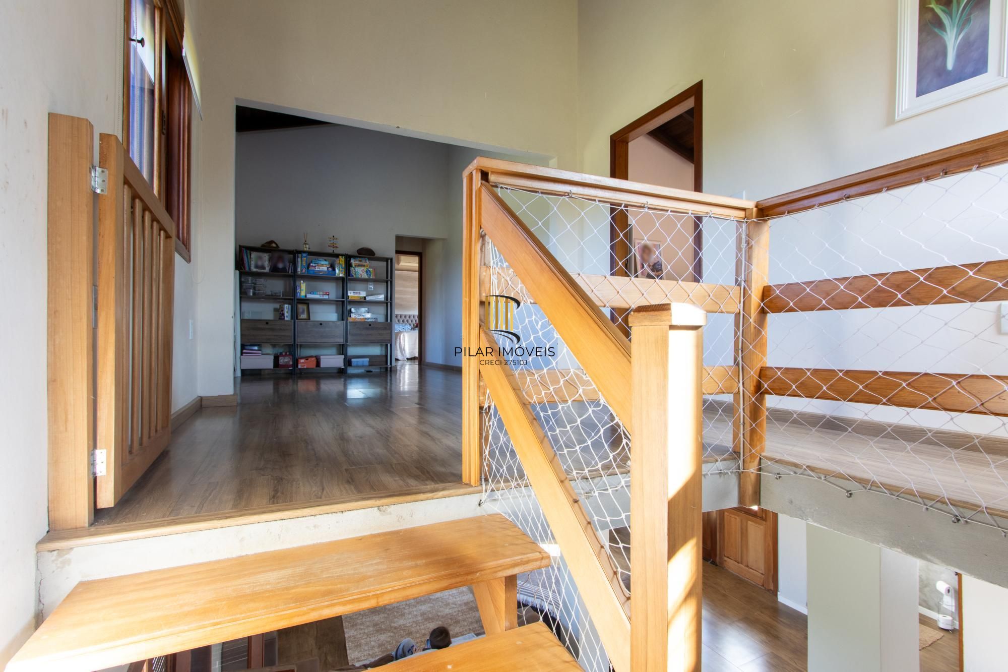Sitio com área de 1.800m², Residencial e Comercial - Bairro Belem Novo - Porto Alegre