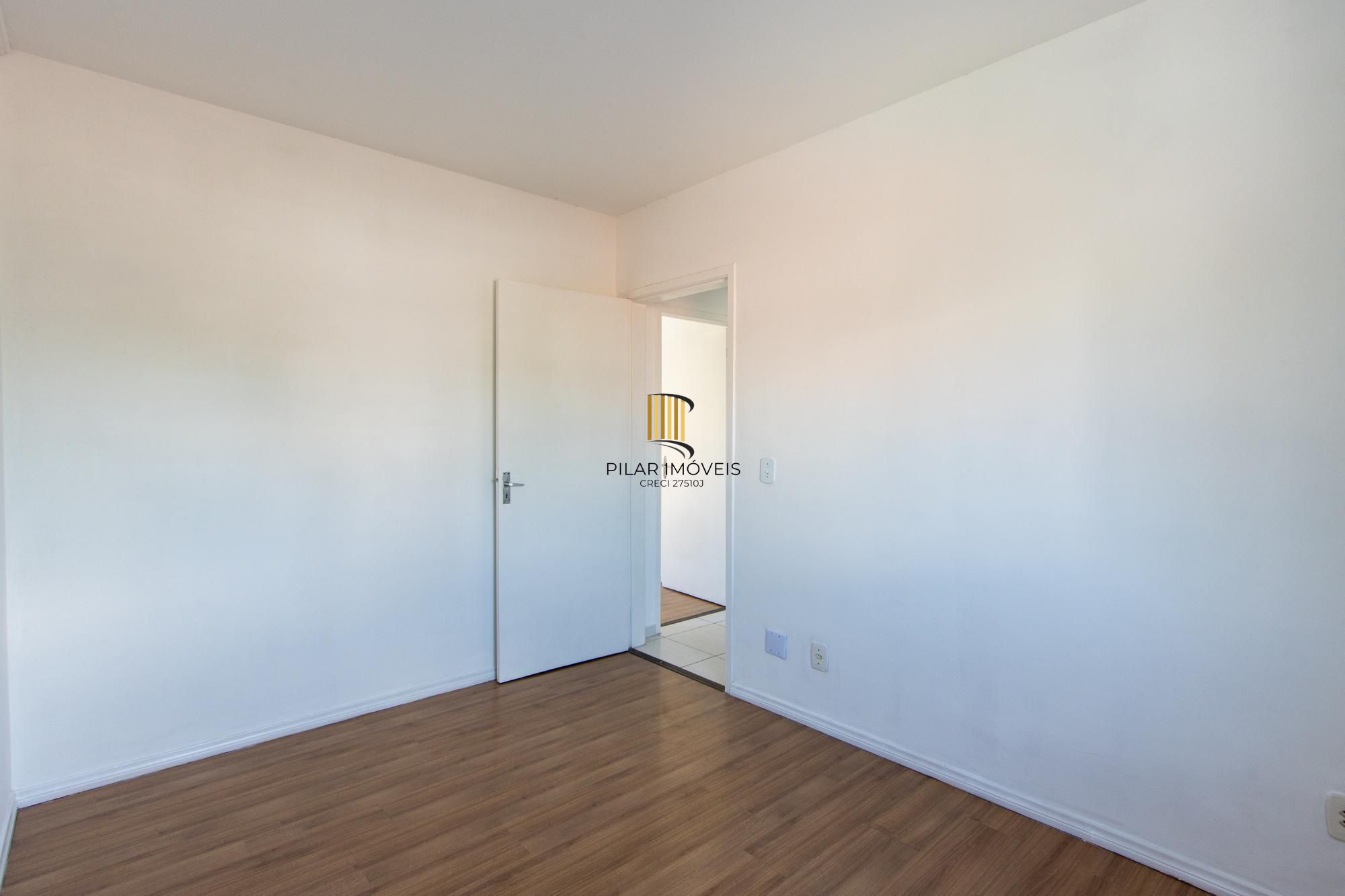 Apartamento de 02 dormitórios, banheiro social e lavabo. Vista panorâmica, cozinha ampla e área de serviço  ampla.