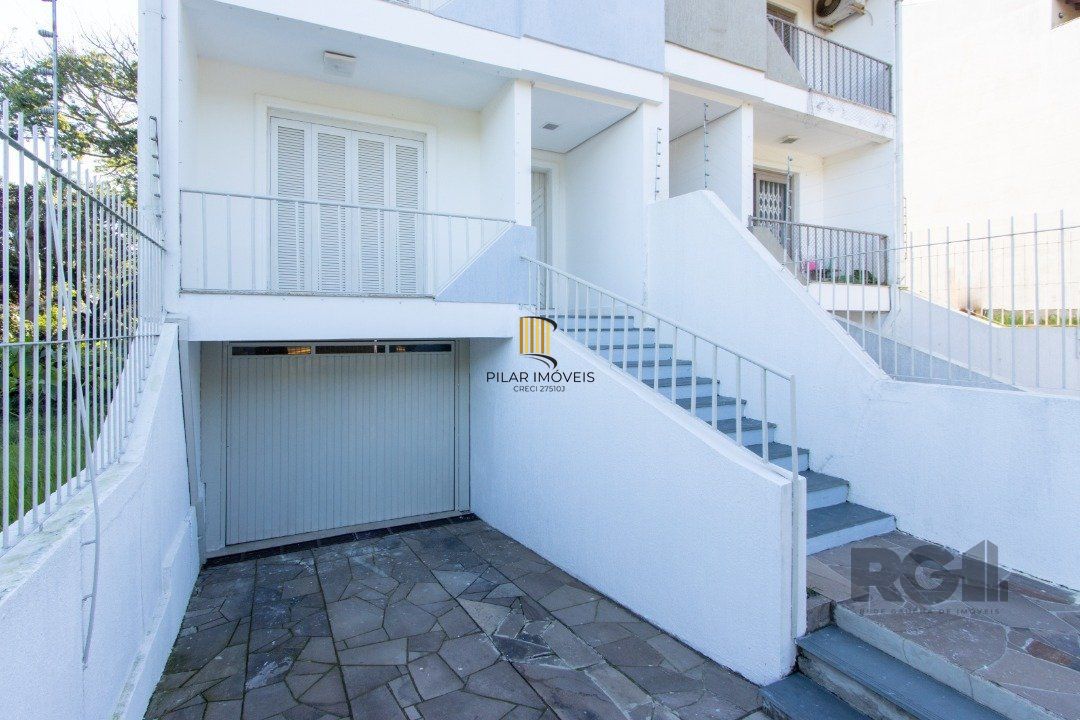 Casa 3 dormitórios no bairro Espírito Santo