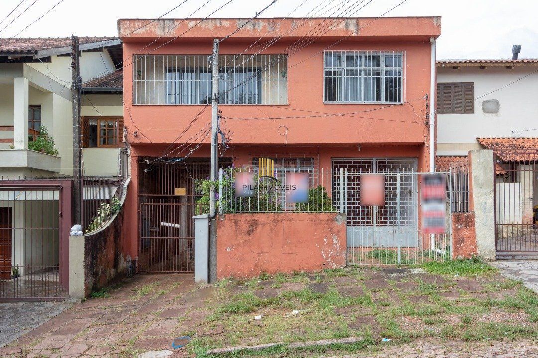 Casa para Venda - 220m², 3 dormitórios, sendo 2 suites, 2 vagas - Coronel Aparício Borges - Pilar Imóveis