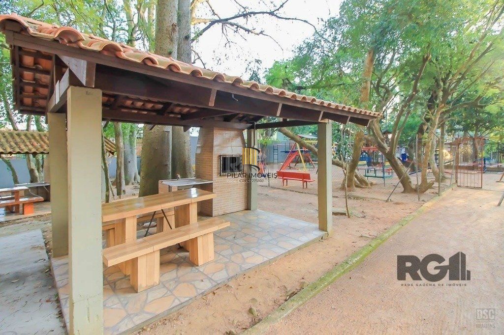 Apartamento com 3 dormitórios no  Condomínio Porto Belo