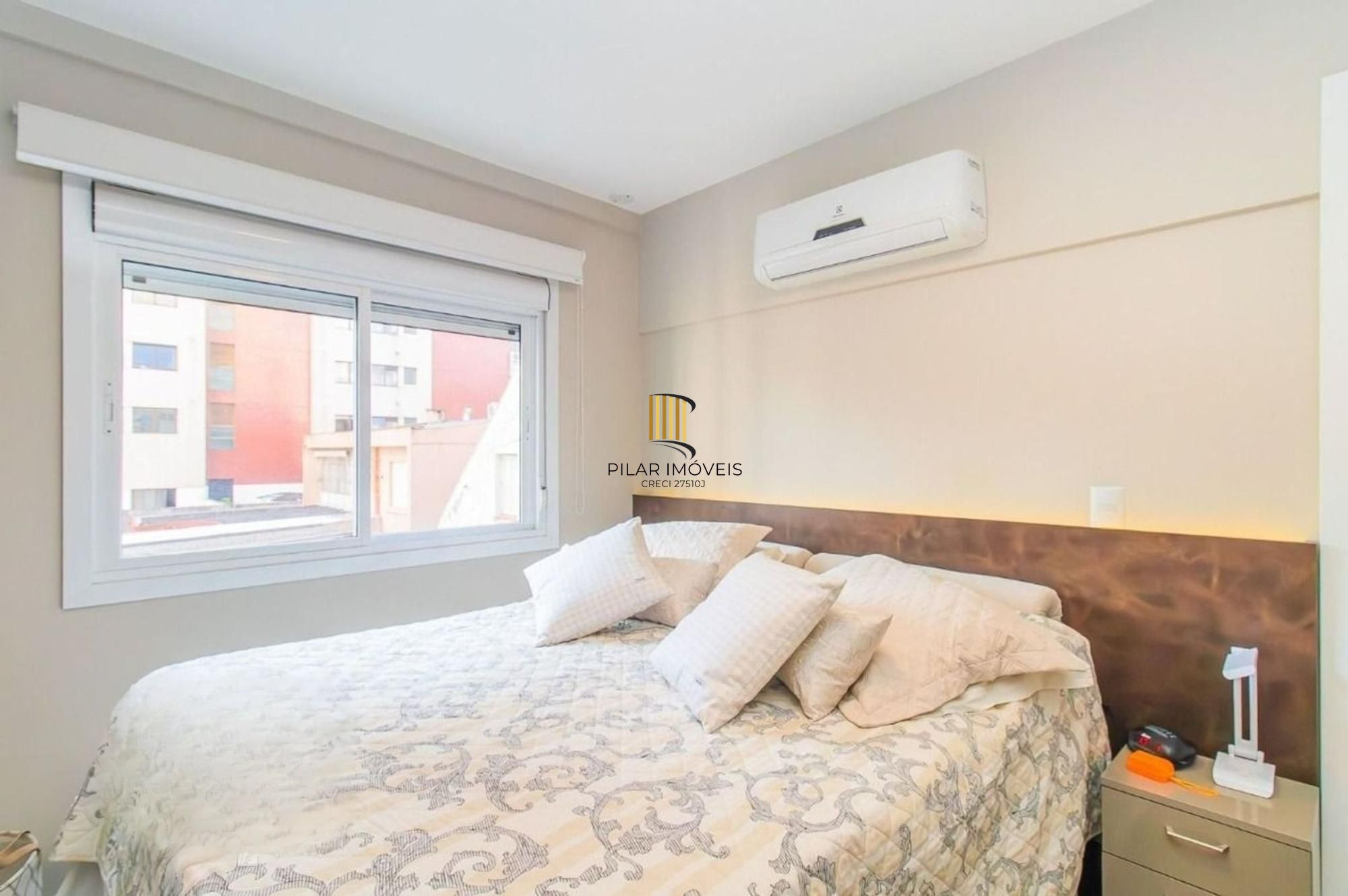 Apartamento com 83m² e 2 dormitórios, 2 suítes, 3 vagas no bairro Petrópolis